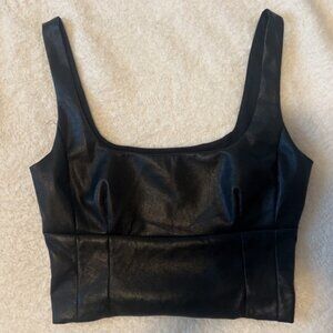 Aritzia Wilfred Vegan Leather Top.🖤